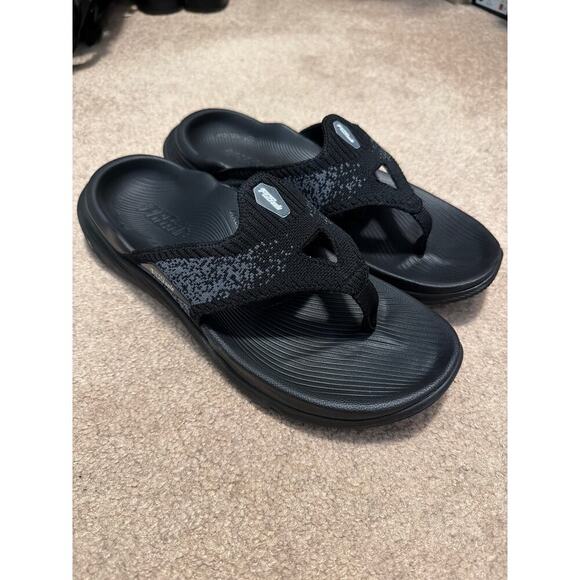 PC Sole layered motion stratos sandal flip flop size 9